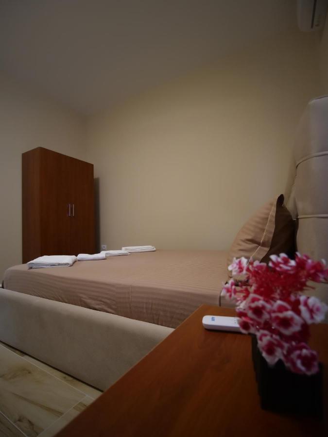 Hanna & Solei Hotel ベラト エクステリア 写真