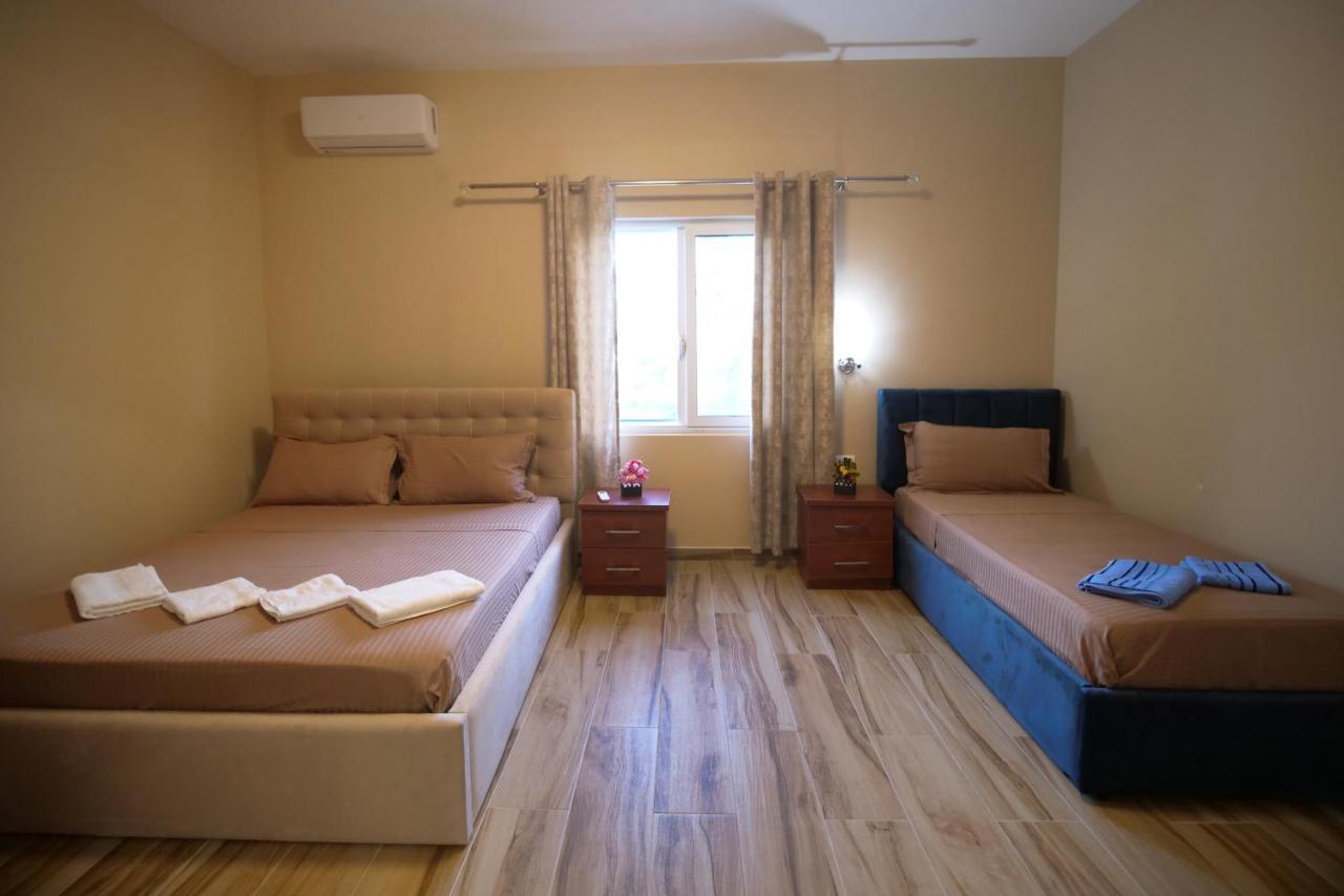 Hanna & Solei Hotel ベラト エクステリア 写真