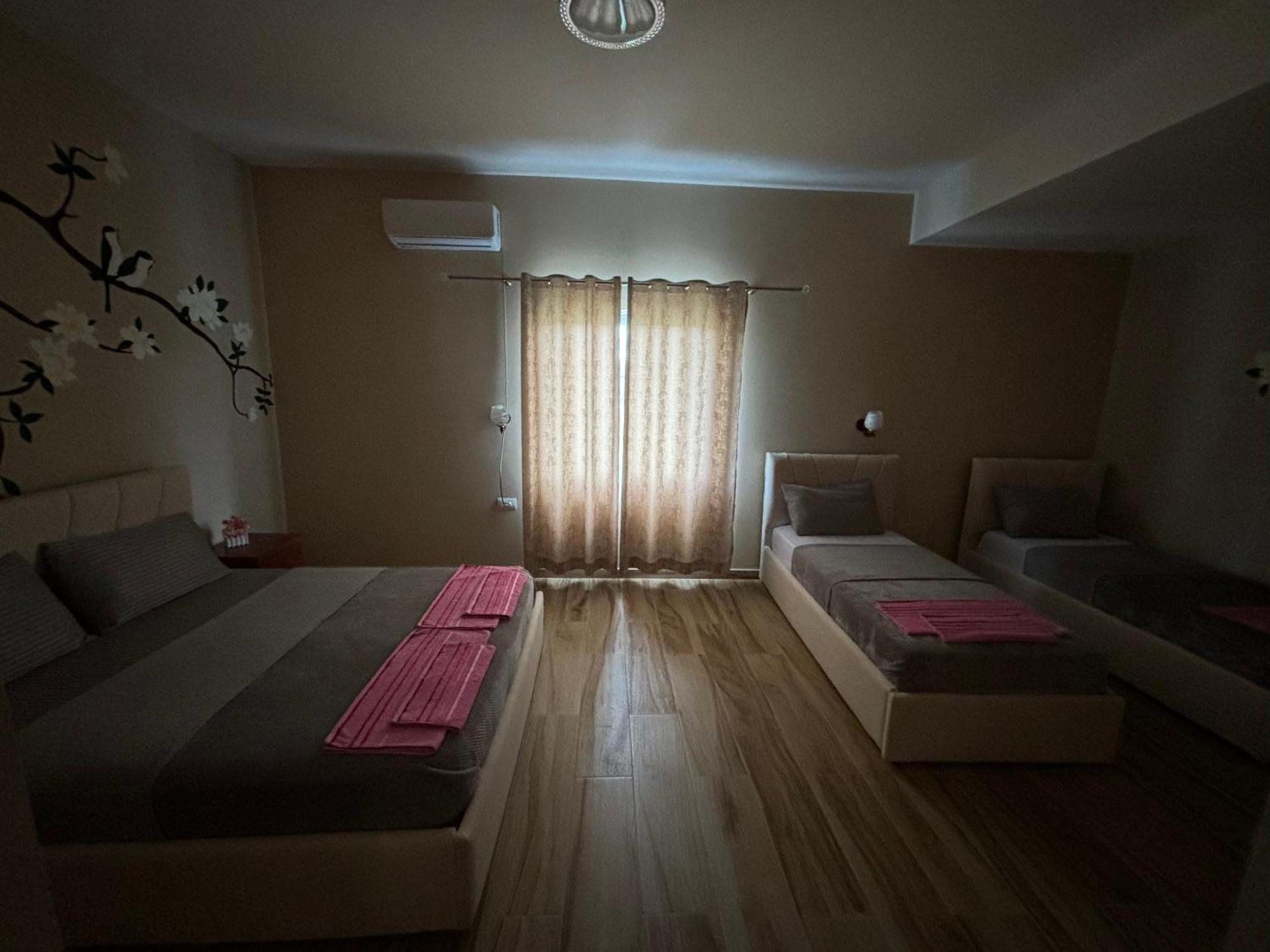 Hanna & Solei Hotel ベラト エクステリア 写真